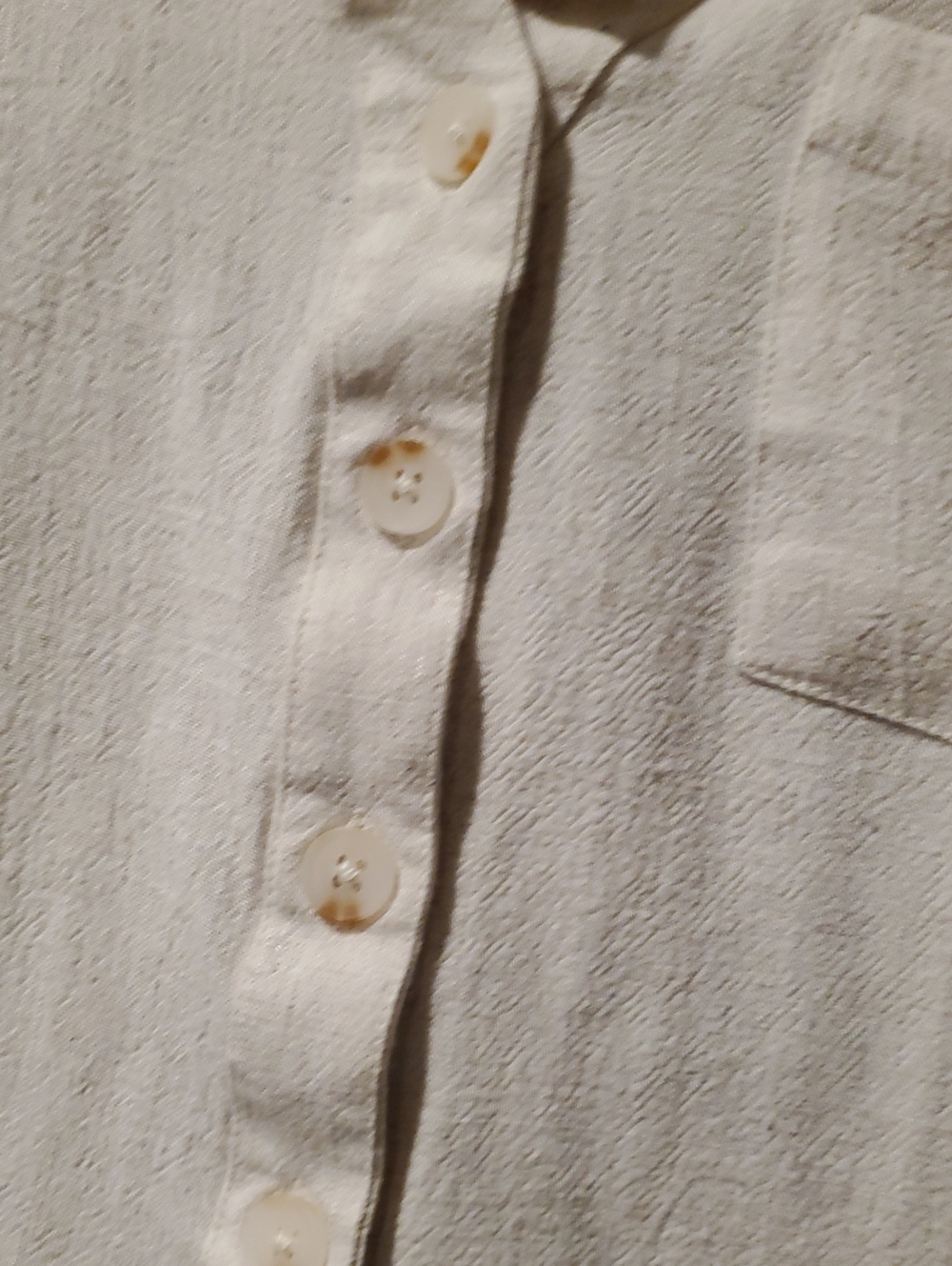 Love Notes size L New⁰ Short-Sleeve Button Front Crop Shirt - Cream - Picture 3 of 5